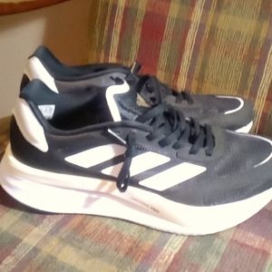 Adidas Adizero Boston 10 tennis shoes Size 8.5 men's